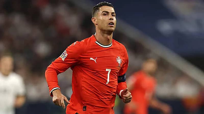 لقطات من احتفال رونالدو بالفوز على ألمانيا.. فيديو