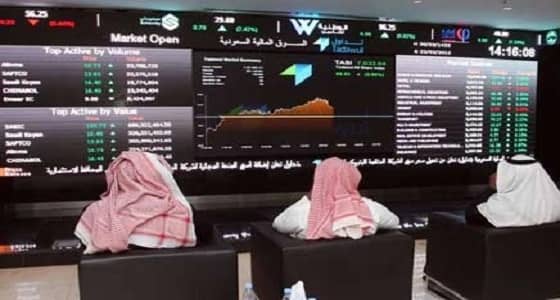 مؤشر سوق الأسهم يغلق مرتفعًا