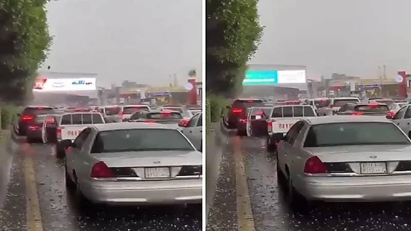 حبات البرد تتساقط على السيارات في أبها .. فيديو