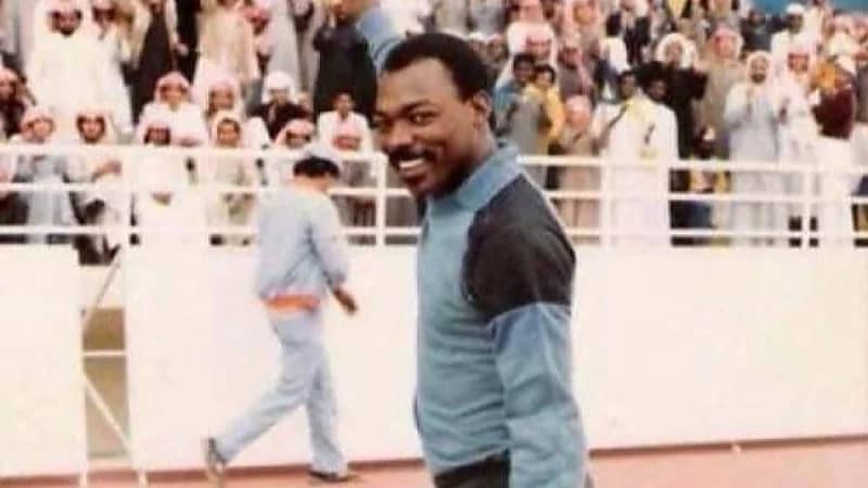 “المسحل“ يعزي في وفاة نجم الأخضر السابق سالم مروان رحمه الله