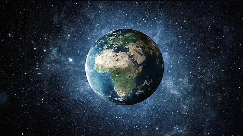 الزعاق: محور دوران الأرض حول نفسها يترنح كل 25 ألف سنة.. فيديو