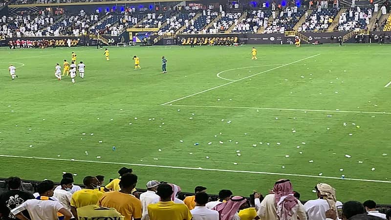 منها الصيام المتقطع.. "العرفج" يقدم اقتراحات لمنع شغب الجماهير