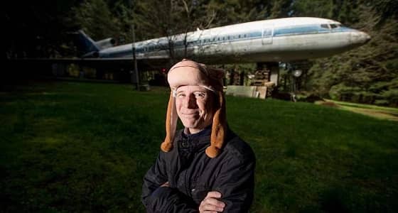 ‏تعرف على أغرب طائرة ركاب داخل الغابة يسكنها مهندس طيران!