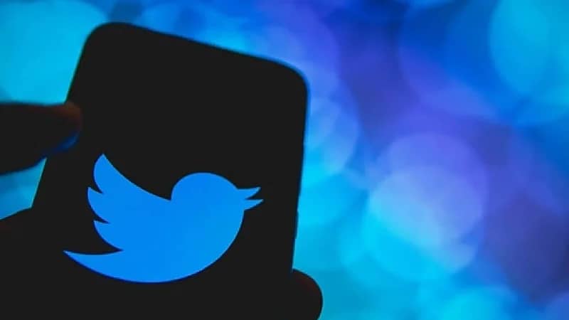 "تويتر" تتيح ميزة إنشاء الصور المتحركة عبر التطبيق لمستخدمي آيفون