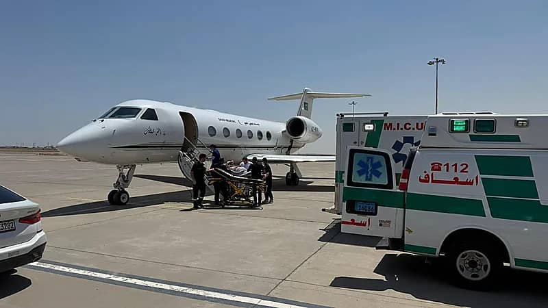 نقل 3 مواطنين مصابين من الكويت إلى المملكة بطائرة الإخلاء الطبي