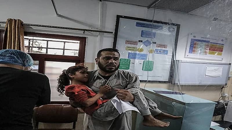 محمد العرب: شكوك حول استخدام اسرائيل أسلحة محرمة دوليًا