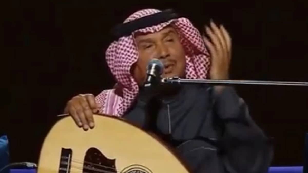 محمد عبده من حفله في الكويت: قلت بقابلكم بزكمة وبدون زكمة بقابلكم.. فيديو