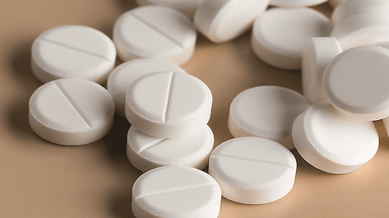 "يسبب سكتة دماغية".. تحذير من تناول الباراسيتامول