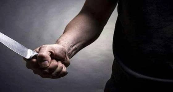 مضاربة جماعية تنتهي بطعن شاب في صدره بعقيق الباحة