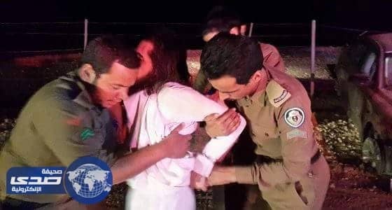 بالصور.. ضبط مواطن في «صلبوخ» بعد مقاومته للدوريات الأمنية