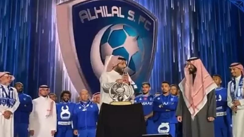 سر غياب عدد من لاعبي الأهلي المصري عن التدريبات الجماعية