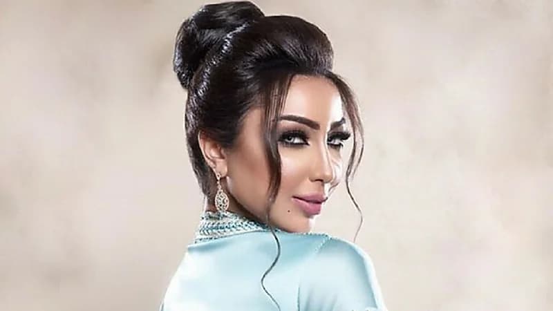 شقيقة دنيا بطمة منهارة بعد خروجها من السجن