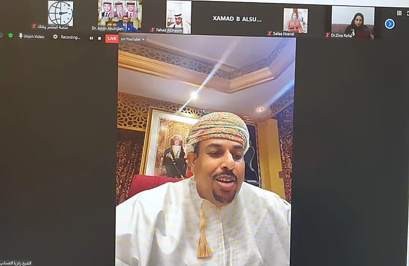 بالفيديو .. الشيخ عائض القرني يوضح حقيقة استدعائه من الجهات الأمنية بسبب "تغريدة"