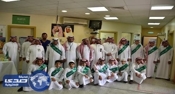 بالصور.. طلاب هديب يحتفون بالوطن