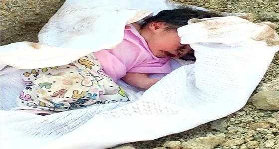 صحة بيشة تعلق على واقعة العثور على رضيعة مدفونة في منطقة برية