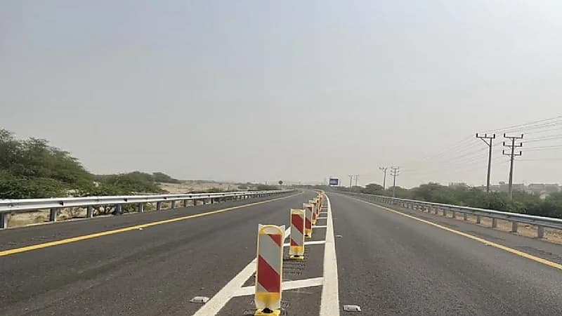 إغلاق مؤقت لطريق الليث غميقة احترازيًا