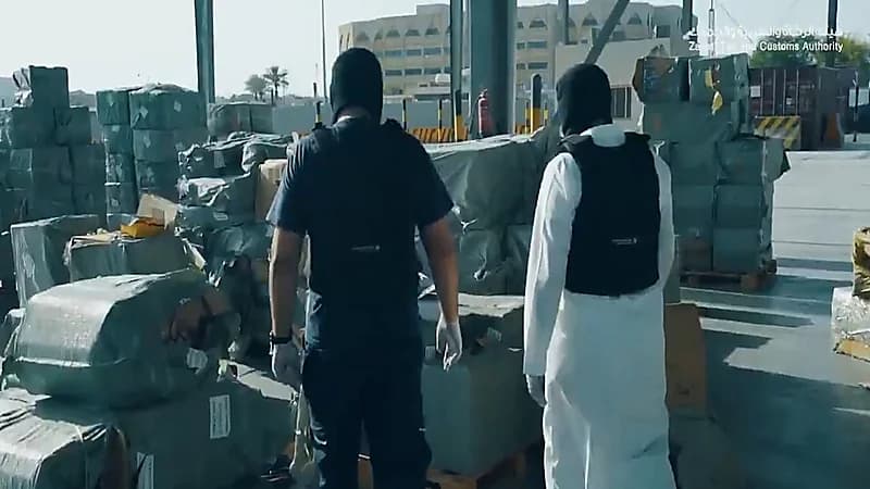 شاهد.. إحباط تهريب أكثر من مليون حبة ألعاب نارية بالرياض