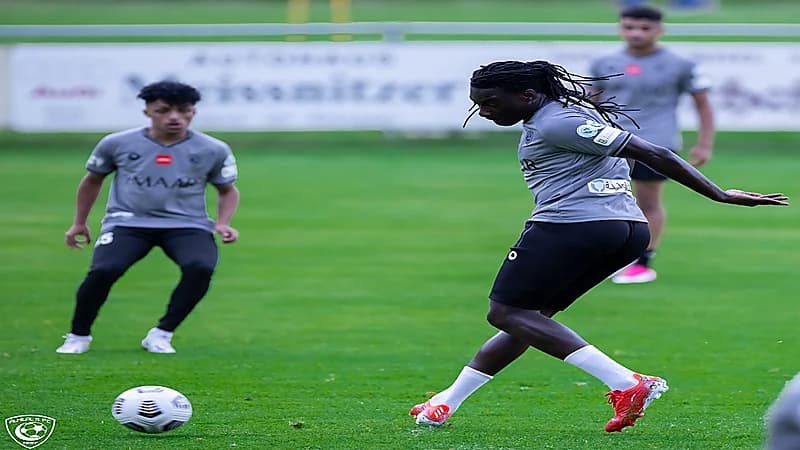 الهلال يواصل تدريباته الاعتيادية في معسكره بالنمسا " صور "