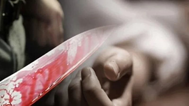 إمراة تذبح طفلا انتقاما من والده وجده