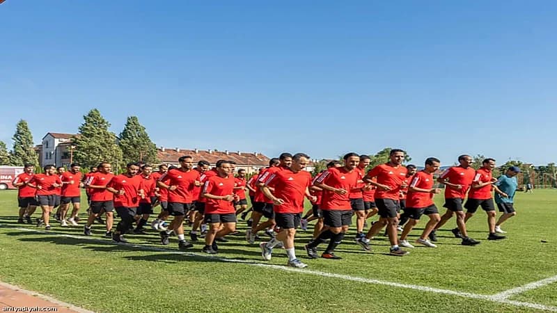 معسكر حكام دوري روشن يشهد حضور 10 سيدات