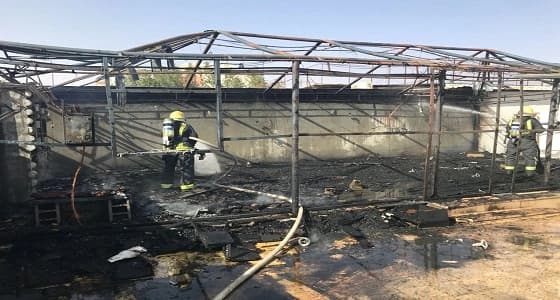 إخماد حريق بمنزل في حي السوق