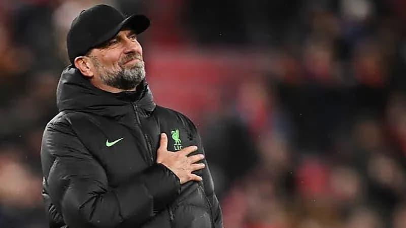 شاختار يثير ضجة واسعة بشبيه يورغن كلوب