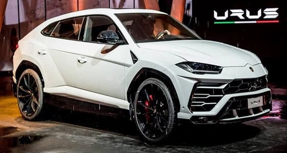 بالصور.. احتفال لامبورجيني بظهور أوروس الآسيوي الأول في سنغافورة