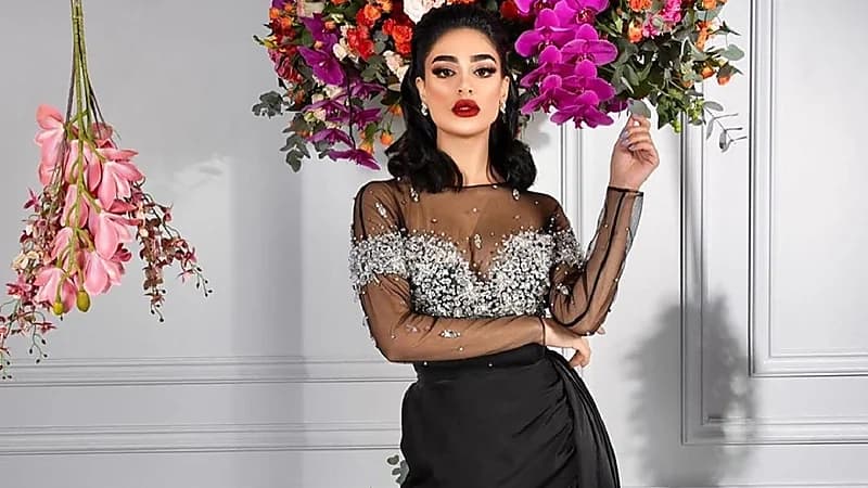 ليالي دهراب تثير الجدل بوصلة رقص