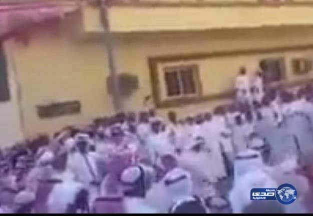 بالصور.. إنطلاق بورشه باناميرا Turbo S E-Hybrid Sport Turismo باللون الأرجواني