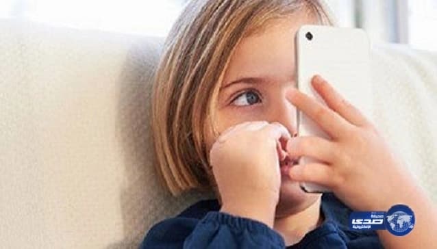 أمريكية تتفاجأ بمشاهدة "طفلها" 73 فيلما إباحيا عند دفعها فاتورة الانترنت