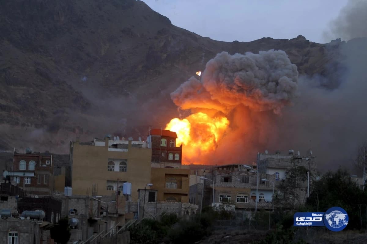 شاهد.. ثوار سوريا يسقطون مقاتلة حربية لنظام الأسد