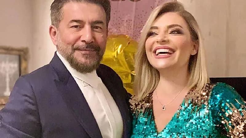 شاهد.. عابد فهد يرقص مع زوجته ويغني لها