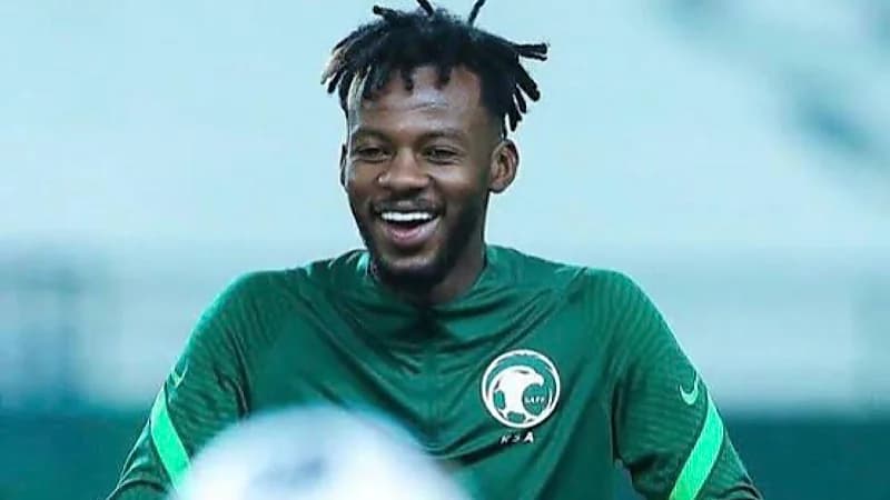 الكشف عن سبب غياب تمبكتي عن التدريبات الجماعية مع الأخضر في إسبانيا