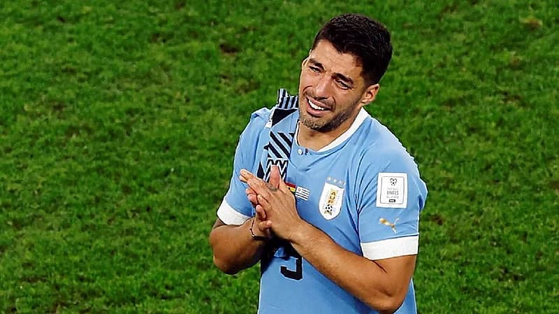 بعد الخروج من المونديال..مهاجم أوروغواي يهاجم الفيفا