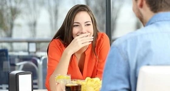 3 أسباب لرائحة الفم الكريهة