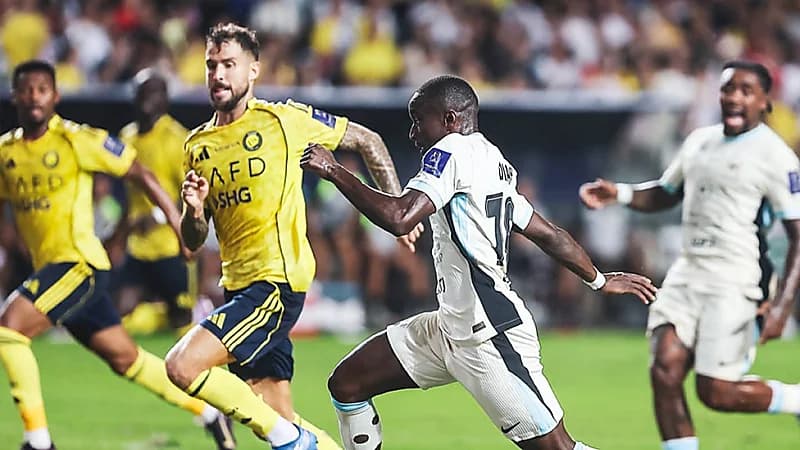 موعد عودة الاتحاد إلى جدة عقب توديع السوبر