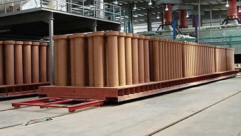 "الفخارية" تقرر إيقاف العمل بالمصنع الأول لحدوث حريق