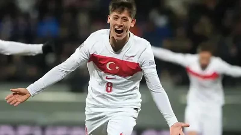 هدف مثير لأردا غولر في مباراة تركيا وأمريكا.. فيديو