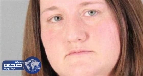سجن معلمة أنشأت سردابا لممارسة الرذيلة مع طلبة قصر