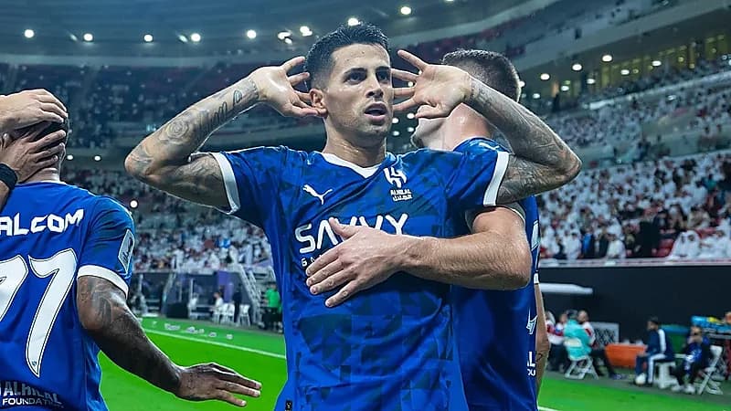 كانسيلو يشارك في تدريبات الهلال قبل موقعة ريال مدريد .. فيديو