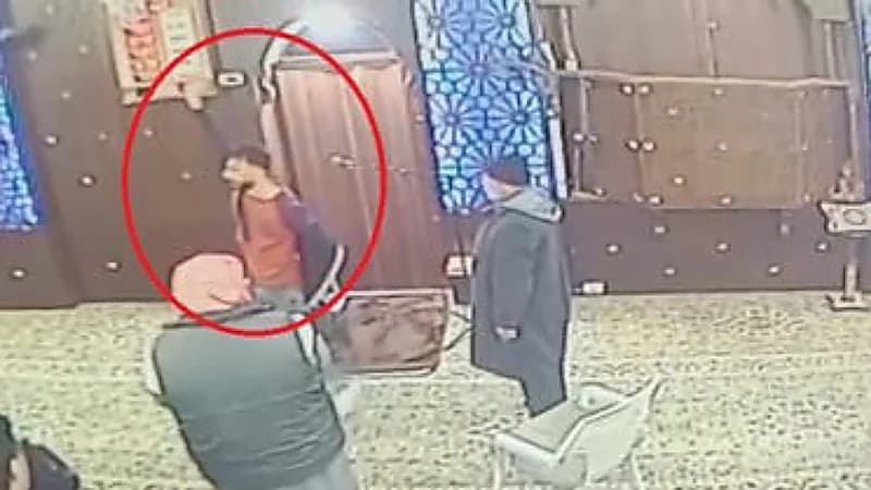 ادعى أنه المهدي المنتظر .. تفاصيل صادمة حول الشاب الذي طعن مصليين بالأردن