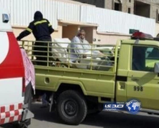 بالصور.. مريض سمنة بالخفجي يستنجد بـ مدني الشرقية لنقله للمستشفى