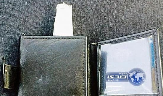 إبطال سحر داخل محفظة في مطار المدينة