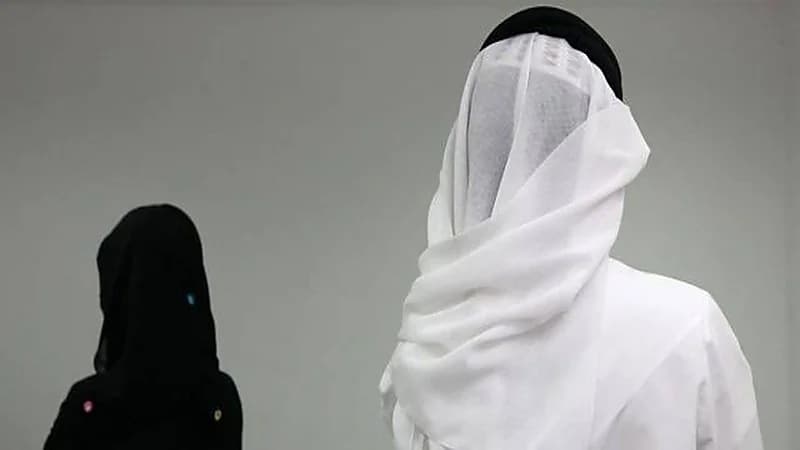 إلزام امرأة برد 7 سيارات لطليقها