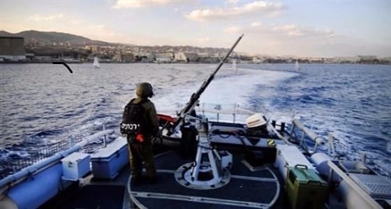 بحرية الاحتلال الإسرائيلي تطلق قذيفة مدفعية على شاطئ غزة