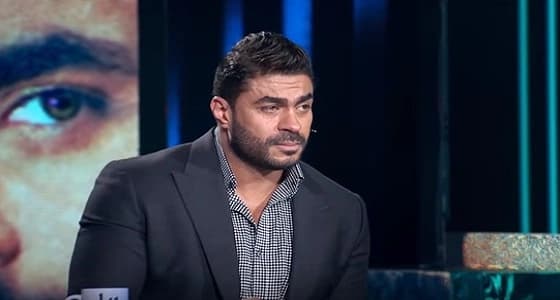 بالفيديو.. خالد سليم يبكي بسبب والده: كان نفسي أكون تحت رجليه