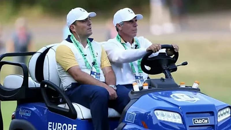 نجم تشيلسي السابق يظهر كسائق في بطولة غولف