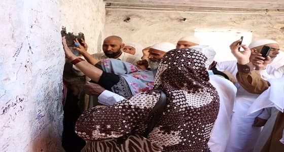 بالفيديو والصور.. البدع والخرافات تجتاح الأماكن الأثرية بالطائف