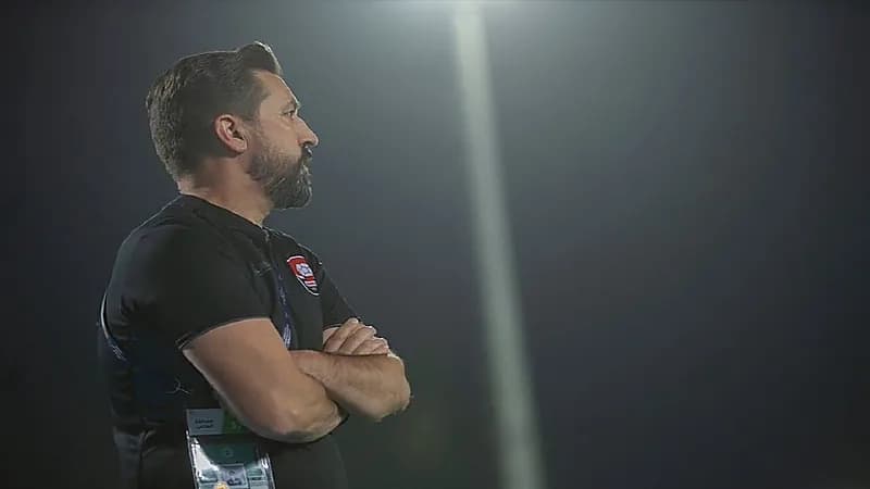 28 لاعبًا يغادرون إلى معسكر الأهلي في تونس