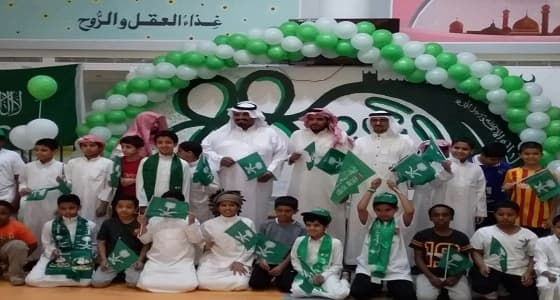 بالفيديو والصور.. مدرسة معن بن عدي الإبتدائية تحتفل باليوم الوطني88